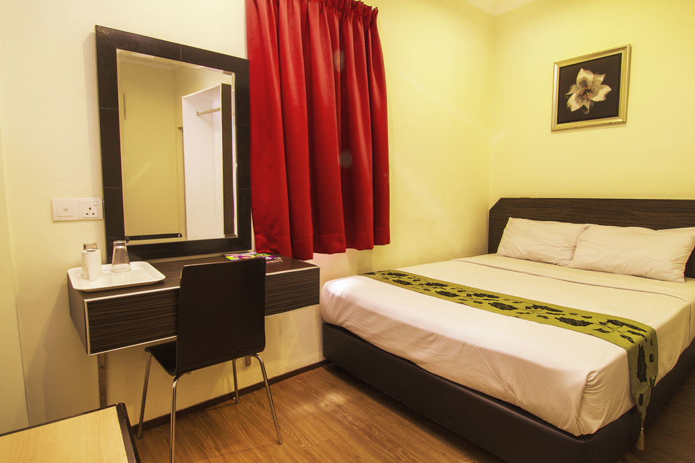 Oyo 327 Buddys Hotel Kuala Lumpur Buitenkant foto