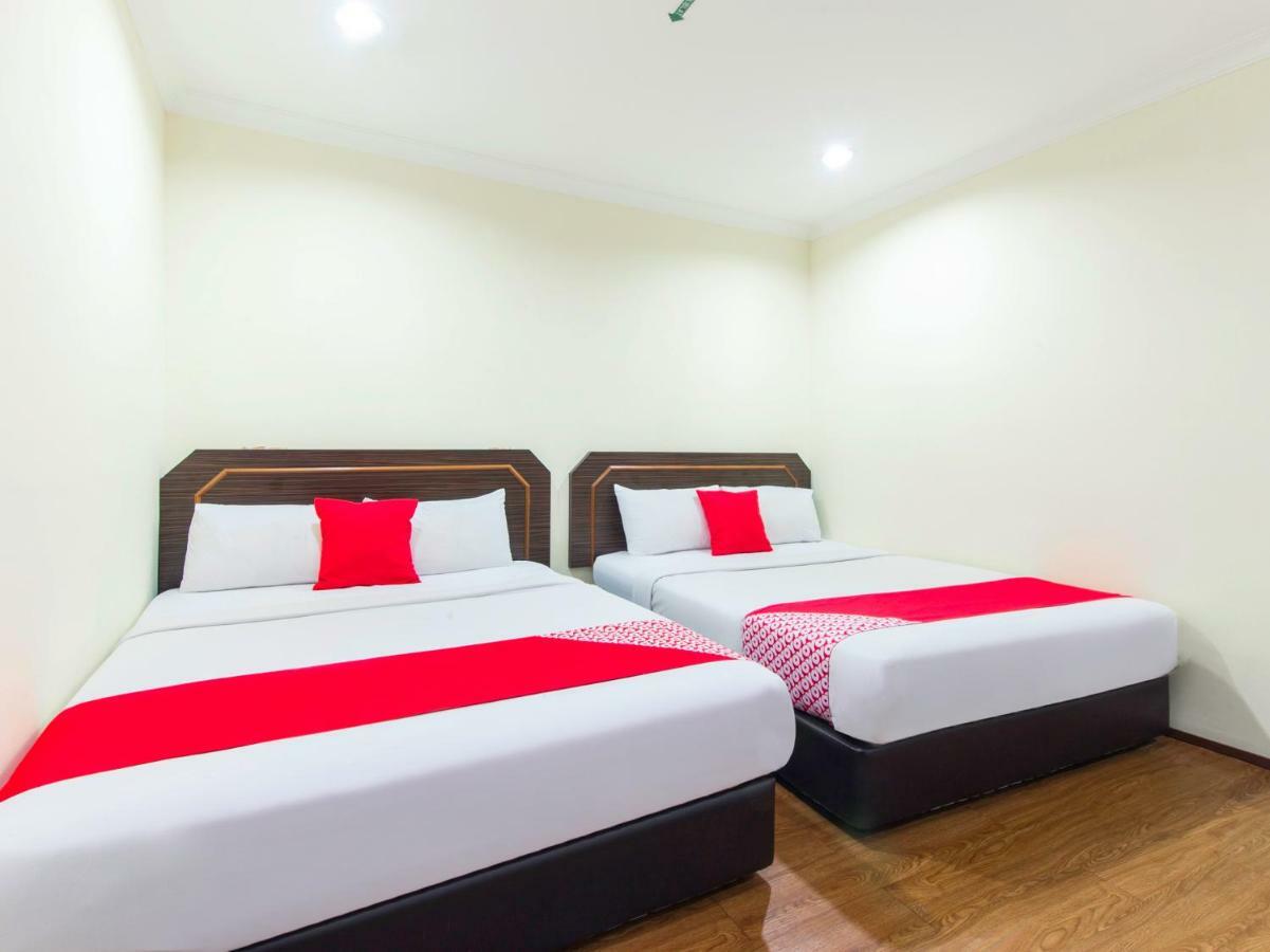Oyo 327 Buddys Hotel Kuala Lumpur Buitenkant foto